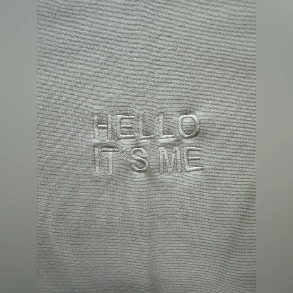 Adele “Hello It’s Me”‎ Sweater Concert Merch Hello by Adele Official small